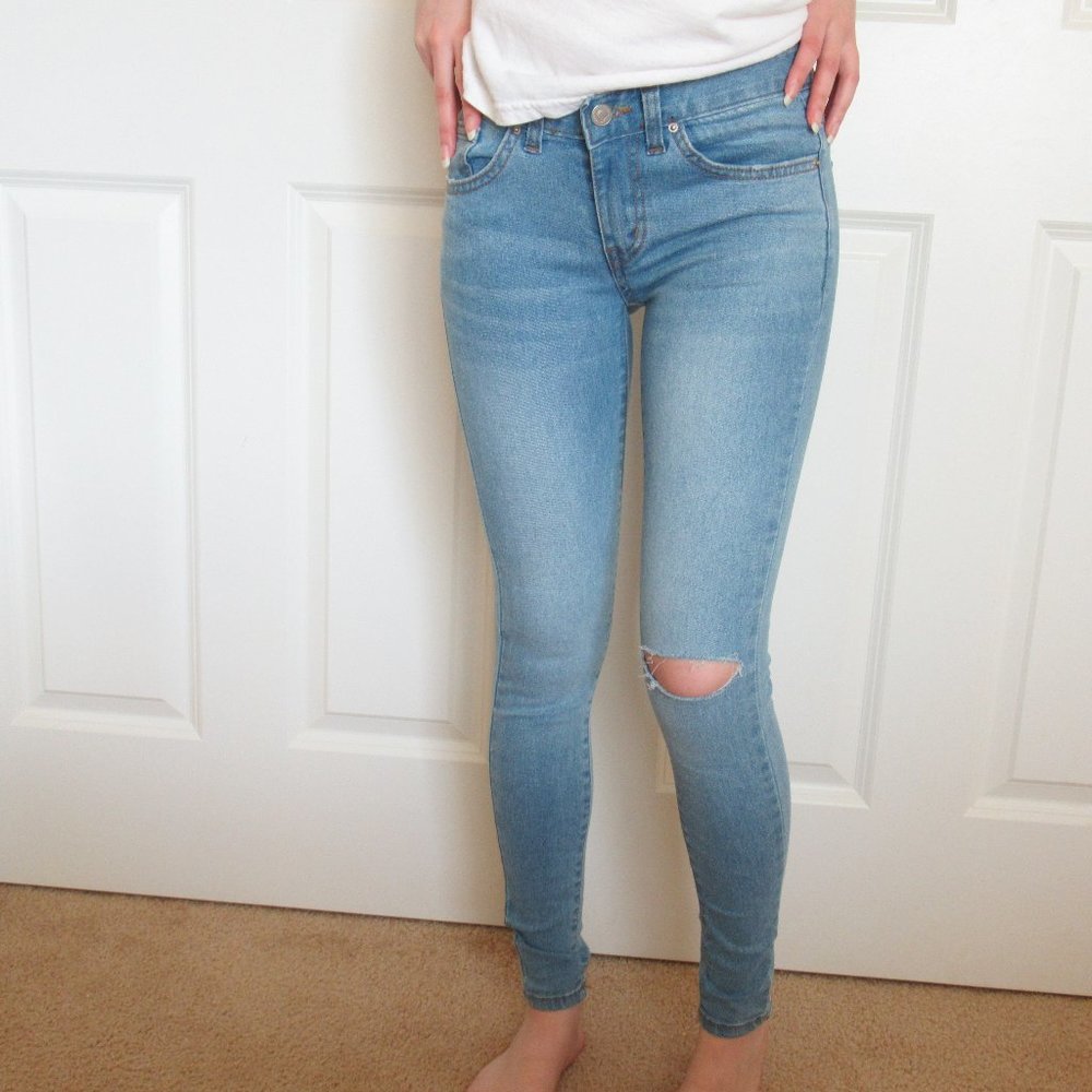 Slit Knee Light Blue Skinny Jeans